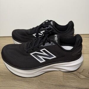 New Balance More V6 Women's Size 9 Wide Maximum Cushioned Running Shoes